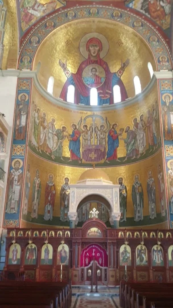 Altar view of Saint Paul Basilica