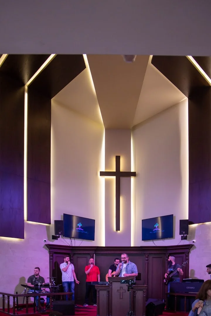 Intérieur view of Église Baptiste de la Vraie Vigne