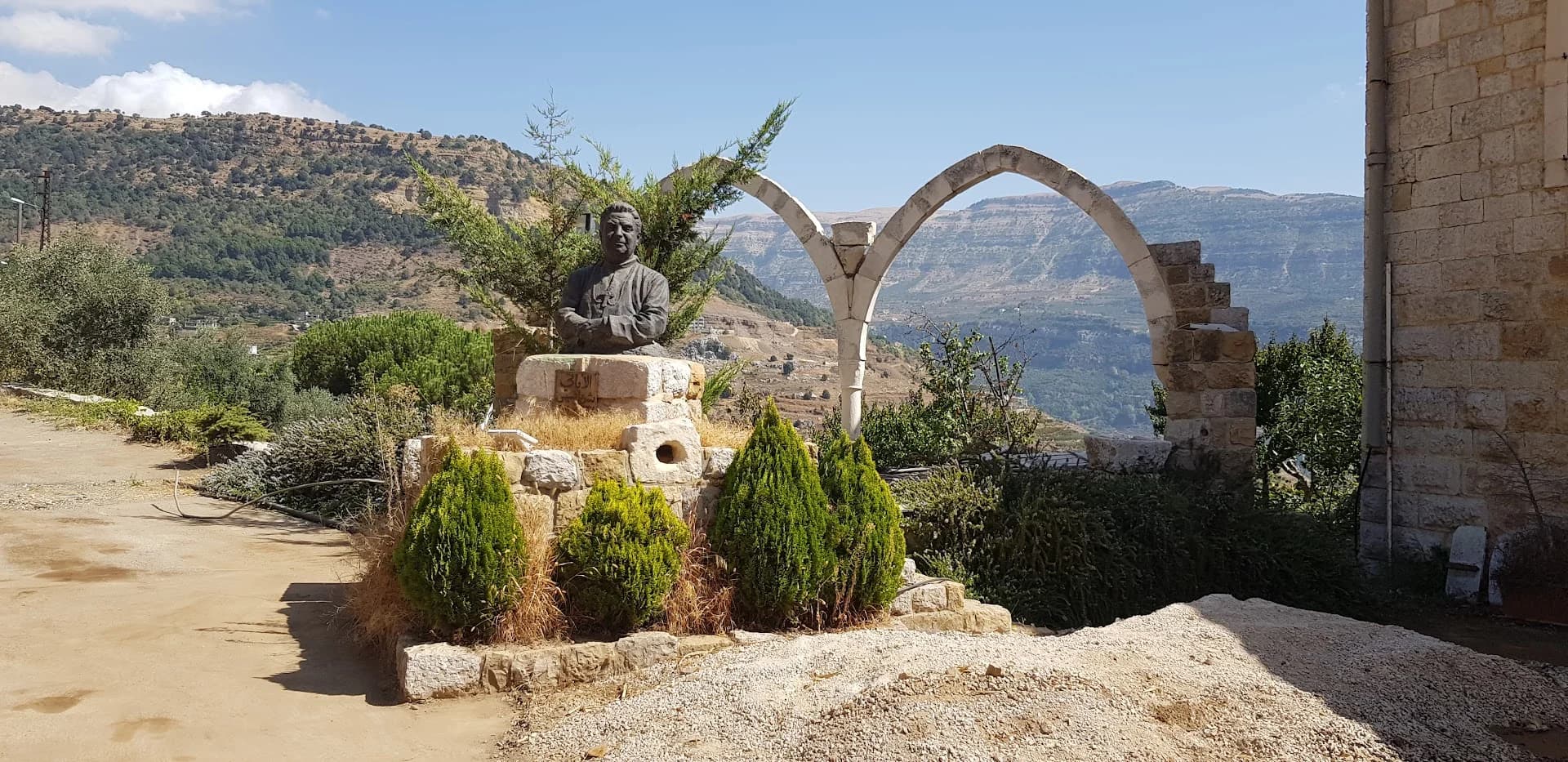 Exterior view of Saints Sarkis & Bakhos Monastery
