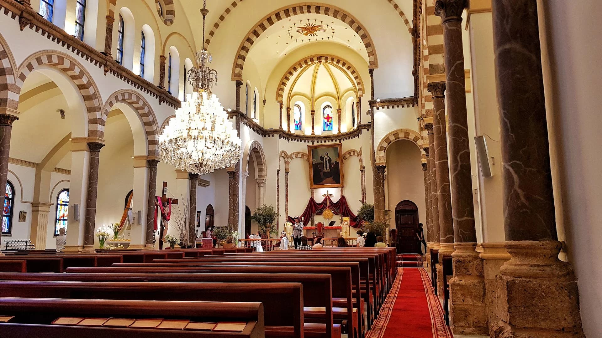 Interior view of Saint Maroun Church (Beirut)