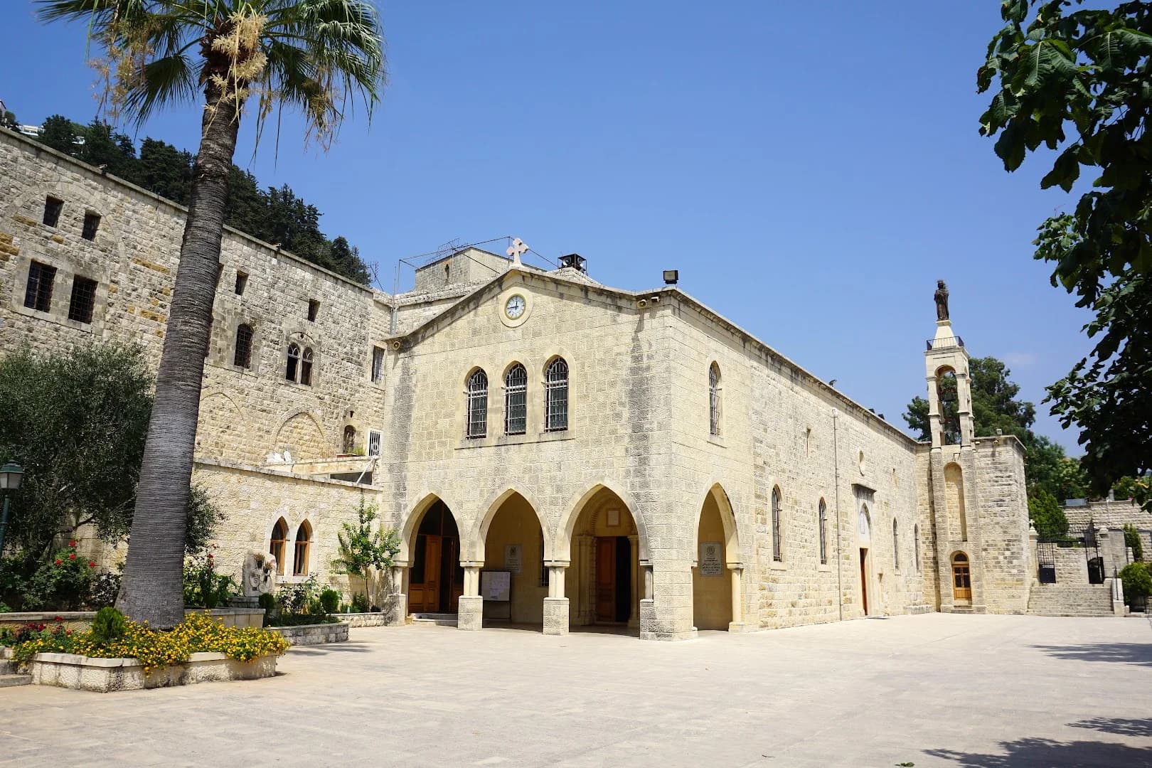 Église Notre-Dame de la Colline - Church