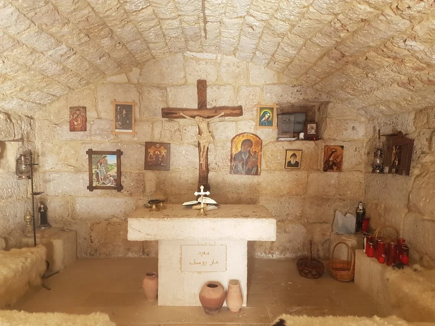 Interior view of Saint Joseph Church (Mzaar )