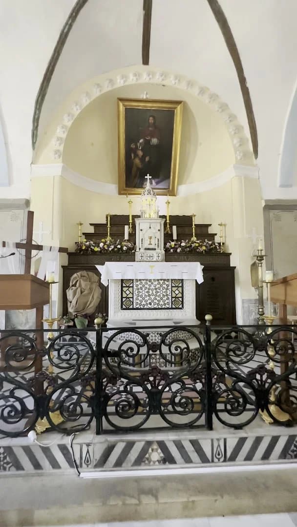 Autel view of Église Saint-Nohra