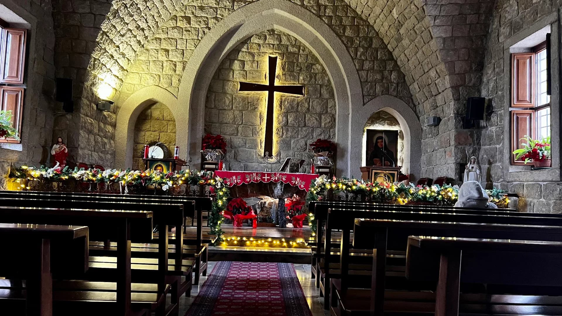 Intérieur view of Église Sainte-Rafqa
