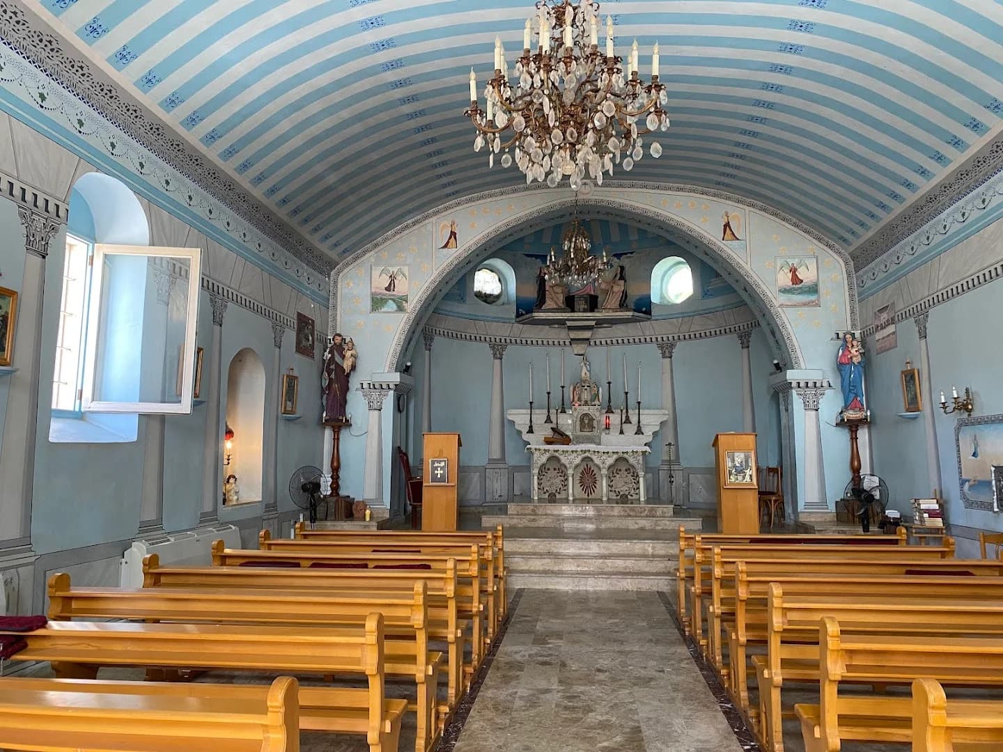 Interior view of Our Lady of the Washerwoman (Saydet el Ghassalet)