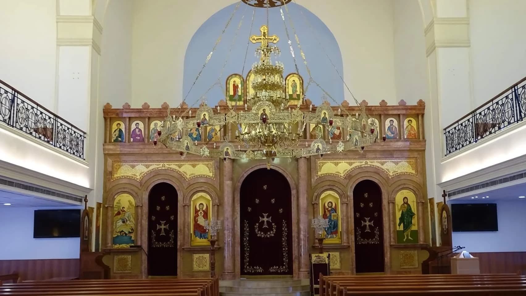 Interior view of Saint Georges Church (Bsalim)
