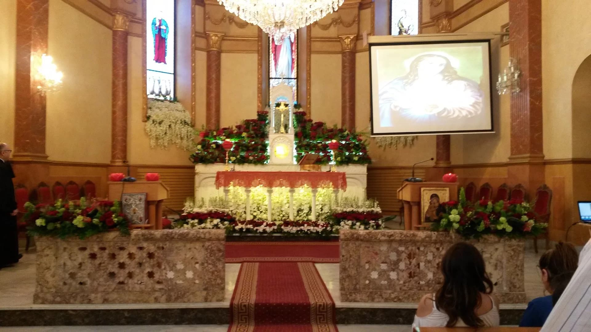 Interior view of Sacred Heart Church (Qornet El Hamra)